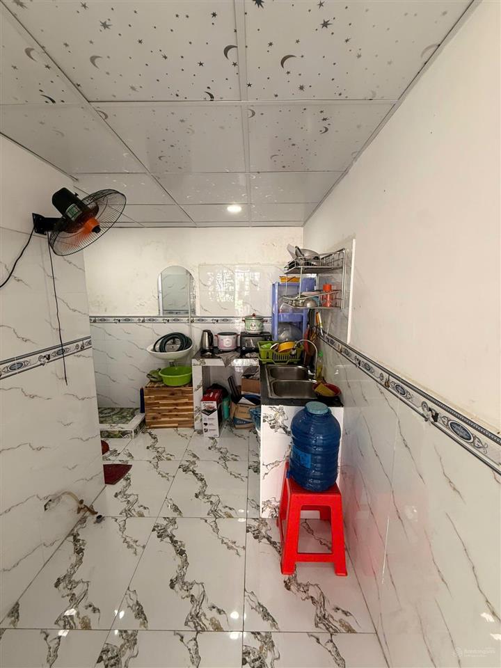 Chính chủ cần bán nhà xã mỹ hạnh nam ngay chợ chỉ 400tr