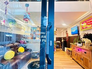 Nhà chủ xây tâm huyết mới đẹp ở liền, 32m2 ngay văn cao, chỉ nhỉnh 3 tỷ