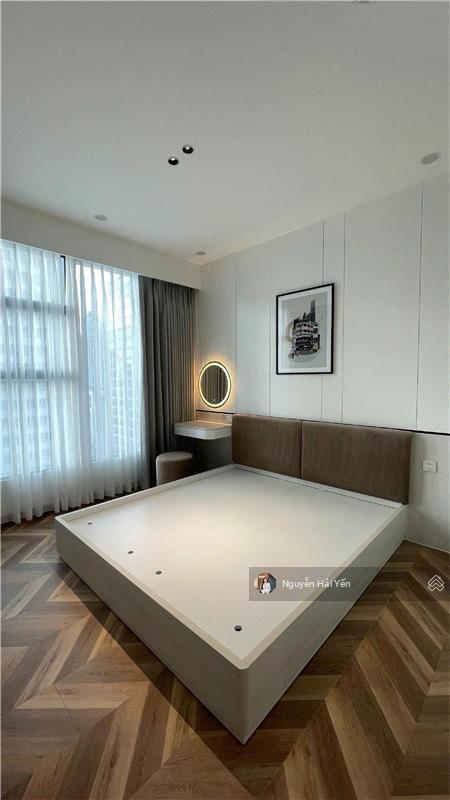 Hải yến nam minh land  bán căn hộ sunwah pearl 3 phòng ngủ, 131m2 tòa gh.14, nội thất mới 100% đẹp