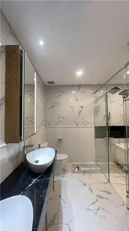 Hải yến nam minh land  bán căn hộ sunwah pearl 3 phòng ngủ, 131m2 tòa gh.14, nội thất mới 100% đẹp