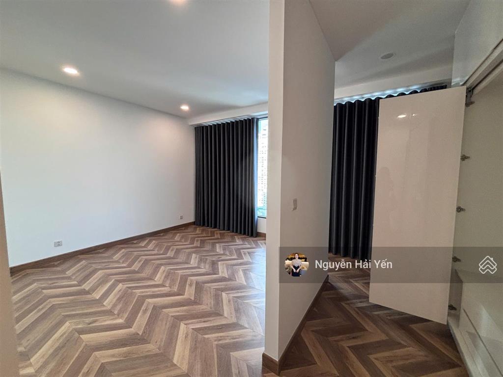 Hải yến nam minh land  bán căn hộ sunwah pearl 3 phòng ngủ, đầu hồi view trực diện sông sài gòn