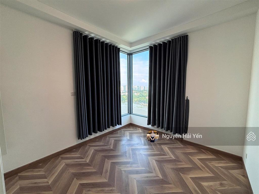 Hải yến nam minh land  bán căn hộ sunwah pearl 3 phòng ngủ, đầu hồi view trực diện sông sài gòn