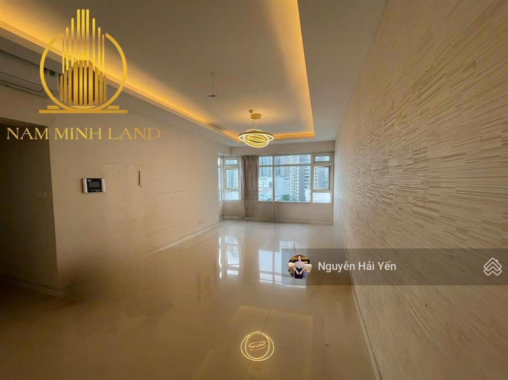 Nam minh land  bán căn hộ 3 phòng ngủ saigon pearl, 135m2, nội thất cơ bản. giá tốt, dễ xem nhà