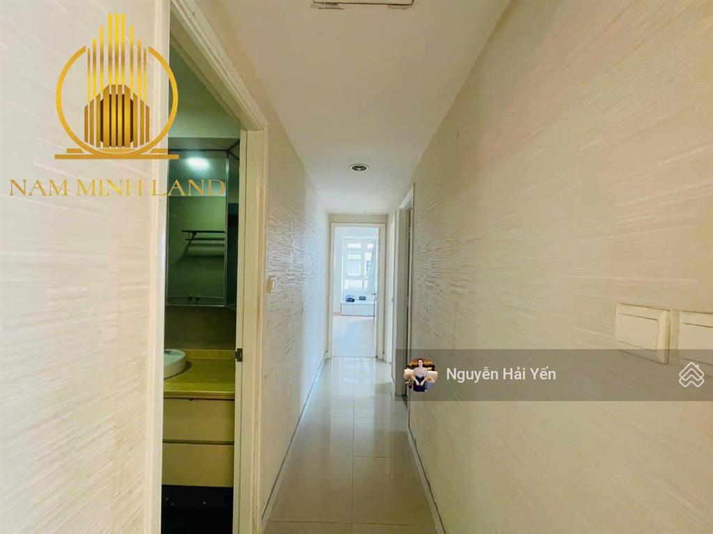 Nam minh land  bán căn hộ 3 phòng ngủ saigon pearl, 135m2, nội thất cơ bản. giá tốt, dễ xem nhà