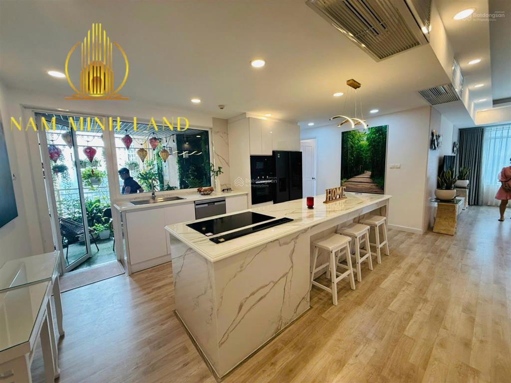 Nam minh land  cho thuê căn hộ saigon pearl 2 phòng ngủ 143m2, tầng cao, view sông, nhà cực đẹp