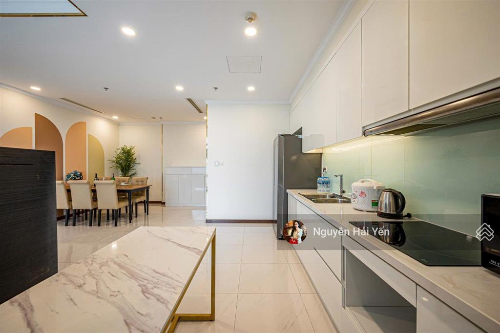 Hải yến nam minh land  cho thuê căn hộ dịch vụ tại vinhomes central park theo ngày  tháng  năm