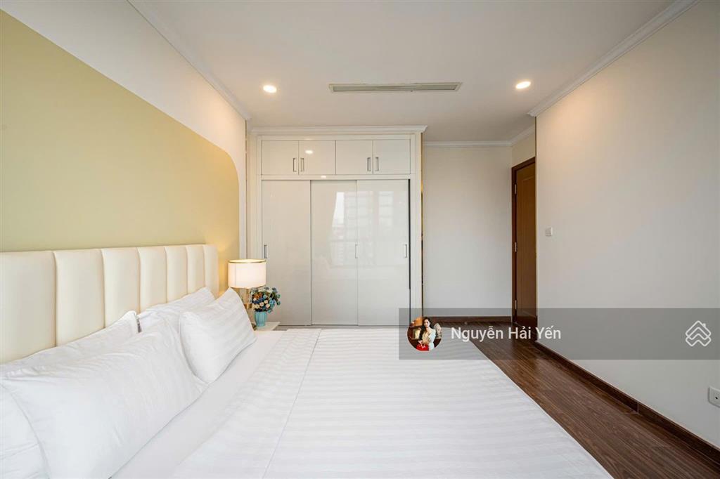 Hải yến nam minh land  cho thuê căn hộ dịch vụ tại vinhomes central park theo ngày  tháng  năm