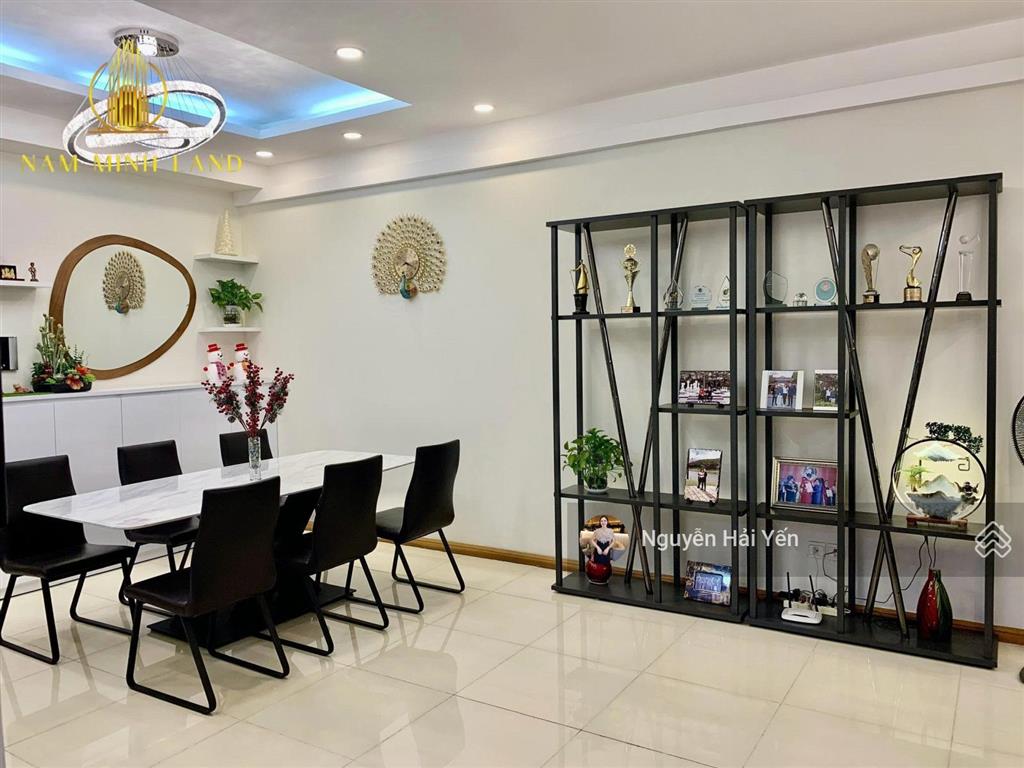 Nam minh land  bán căn hộ 3 pn saigon pearl 143m2, đầy đủ nội thất, nhà đẹp, chủ đang ở