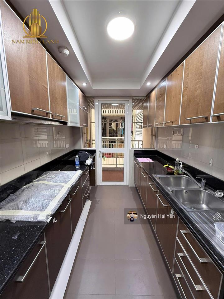 Nam minh land  bán căn hộ 2 pn saigon pearl 90m2, nội thất cơ bản. giá 8,x tỷ