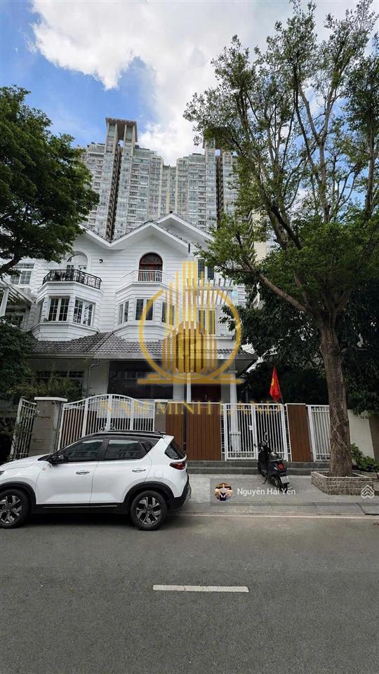 Nam minh land  cho thuê căn biệt thự  villa saigon pearl  diện tích 800m2 sàn sử dụng, vào ngay