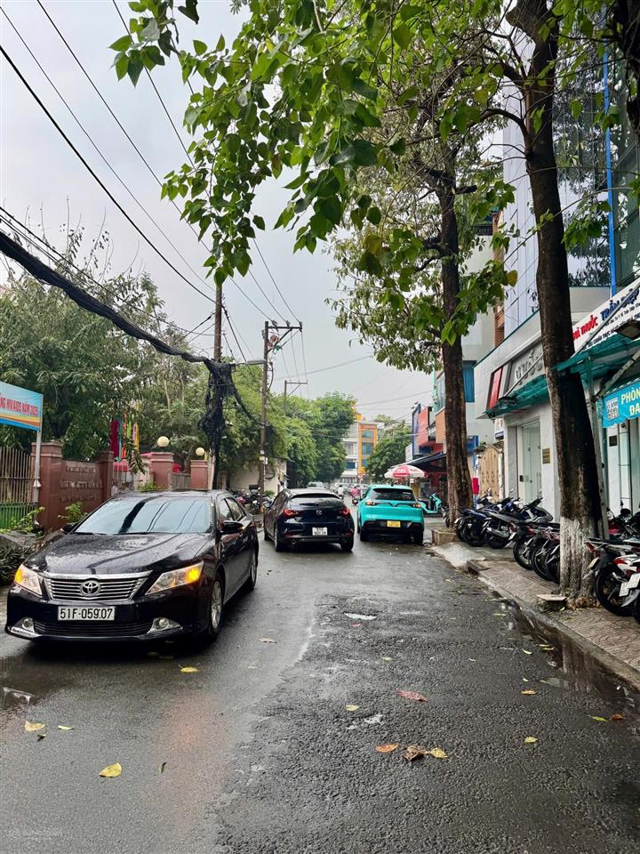 4.3x13m, bán nhà 3 tầng, hẻm 4m, 40/ quang trung, p10 gò vấp, 6 tỷ 8 tl (ngay chợ gò vấp)