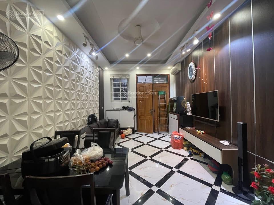 Bán nhà trần quốc vượng ngay chợ xanh xuân thuỷ 38m2, ô tô gần, kinh doanh, hơn 8 tỷ