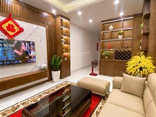 Nhà riêng trần thái tông đối diện đh sư phạm, xuân thuỷ 39m2, gần phố, kinh doanh, nhỉnh 8 tỷ xíu