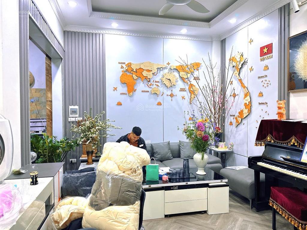 Nhà riêng đối diện đh quốc gia 48m2, ngõ thông kinh doanh, trung tâm 10 trường đại học, hơn 11 tỷ