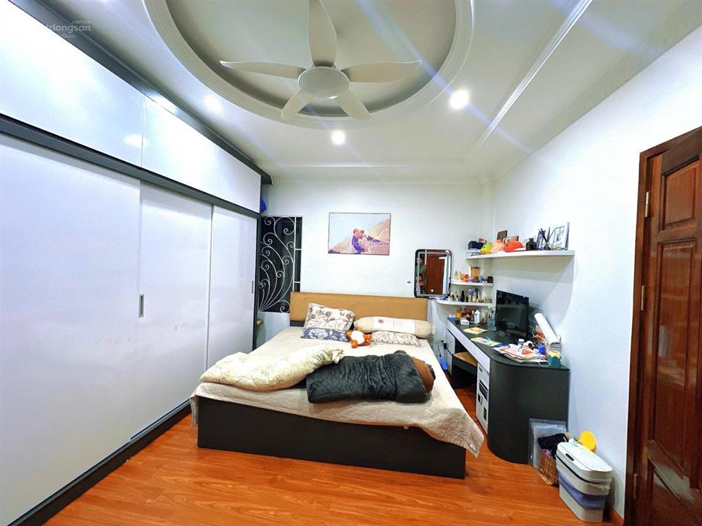 Nhà riêng đối diện đh quốc gia 48m2, ngõ thông kinh doanh, trung tâm 10 trường đại học, hơn 11 tỷ
