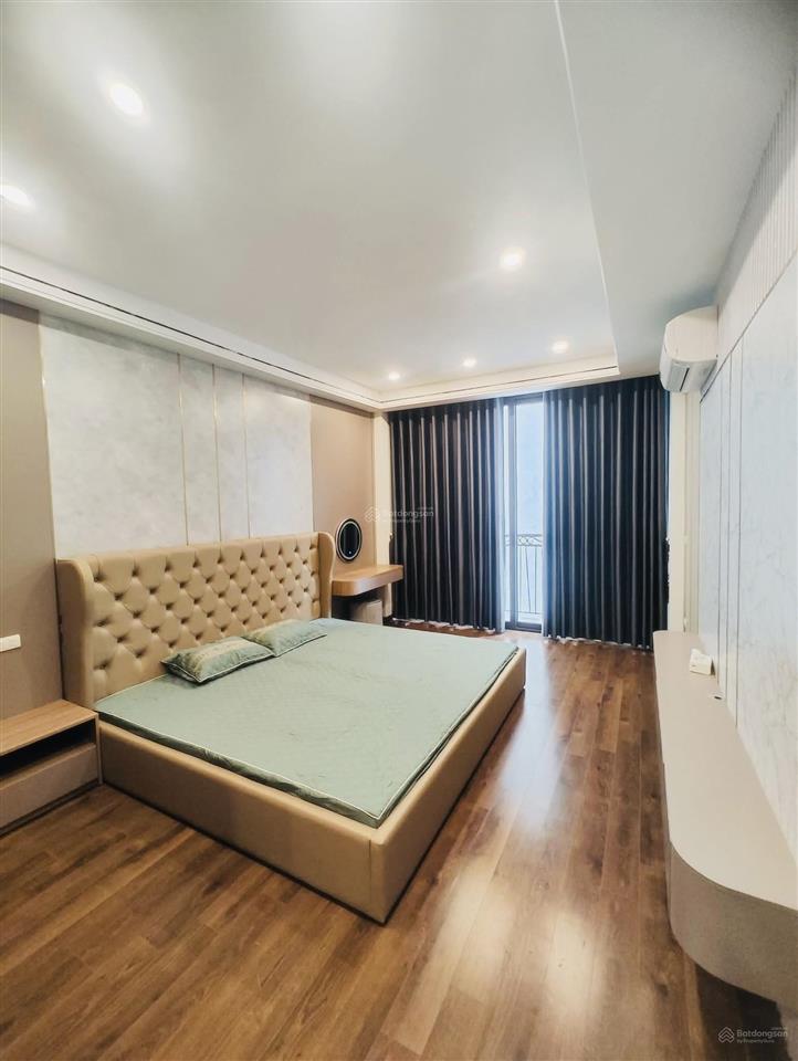 Bán nhà xuân la  ngoại giao đoàn  đại sứ quán hàn quốc 38m2, thang máy, ô tô, ngõ thông, full đồ