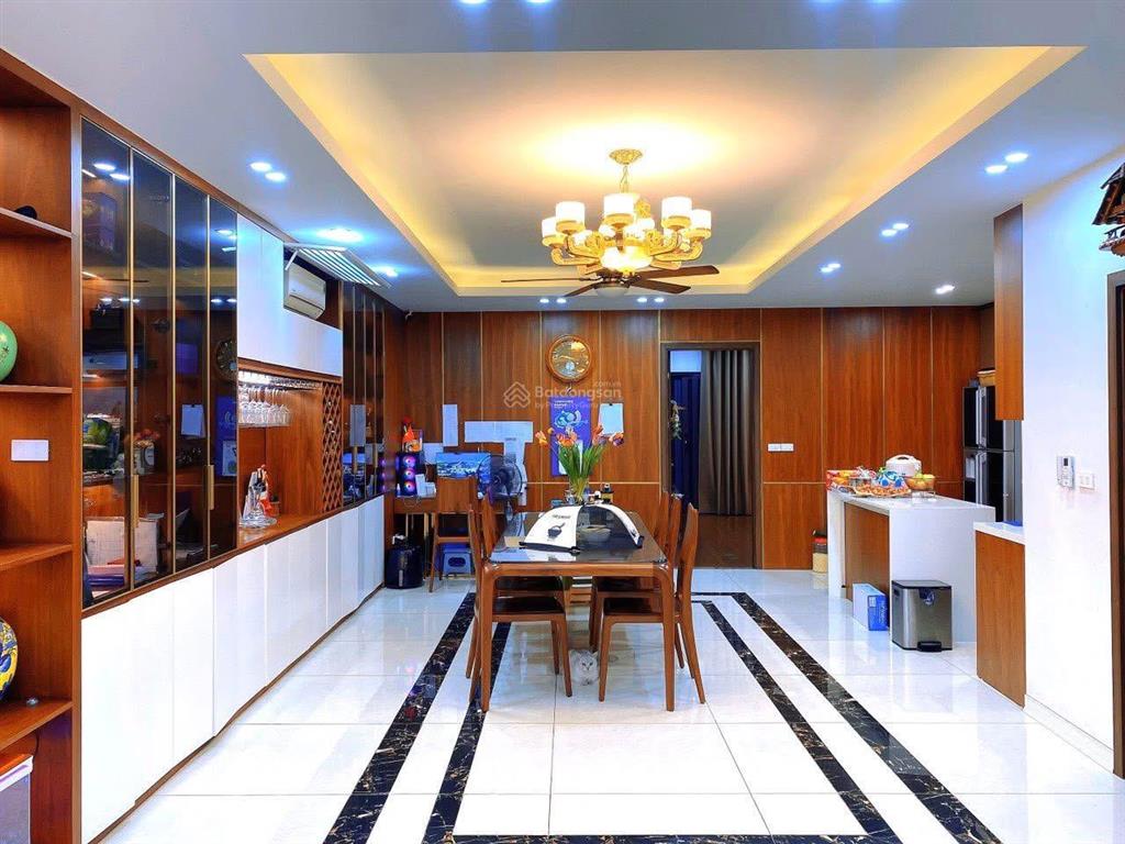 Phân lô 3 ô tô tránh phố hoàng quốc việt 84m2, góc 03 thoáng, thang máy, kinh doanh, full đồ