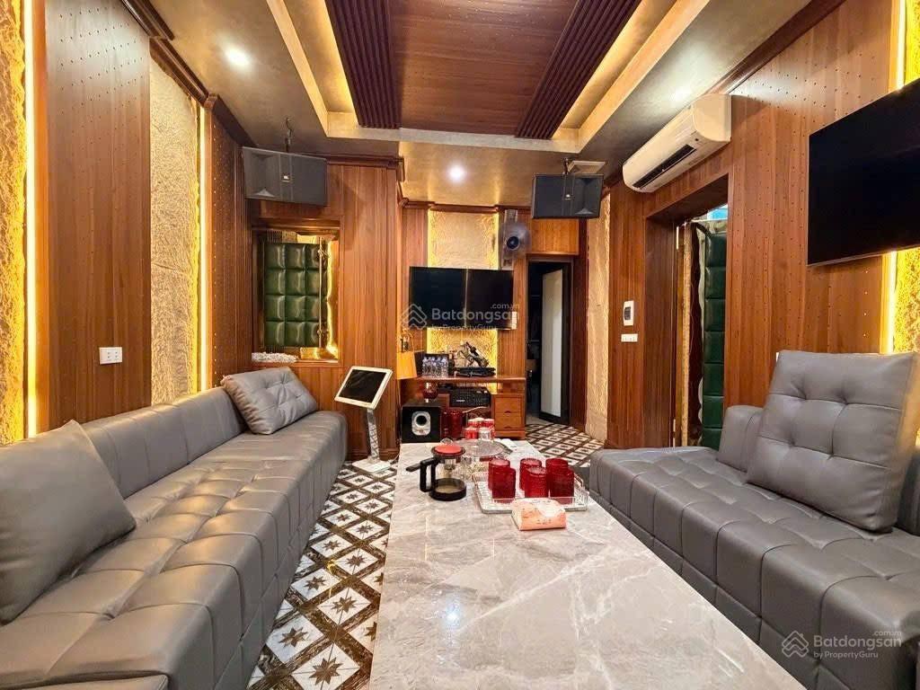 Nhà riêng hoàng quốc việt 85m2, 02 ô tô tránh, góc 03 thoáng, thang máy, kinh doanh, full đồ.