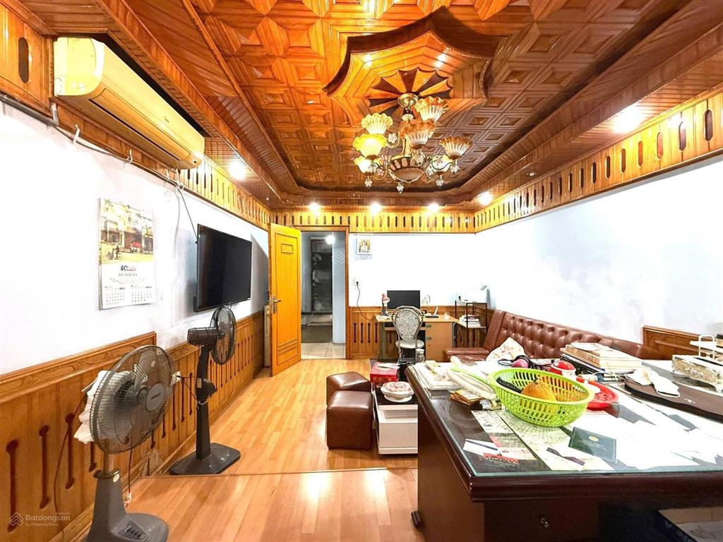 Bán nhà riêng hoàng quốc việt 86m2, 05 ô tô đỗ, 02 thoáng, thang máy, kinh doanh, full đồ.