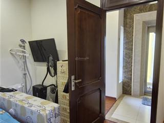 Bán mặt phố linh lang đào tấn 6 tầng thang máy 83m2, lô góc giá chỉ hơn 500tr/m2