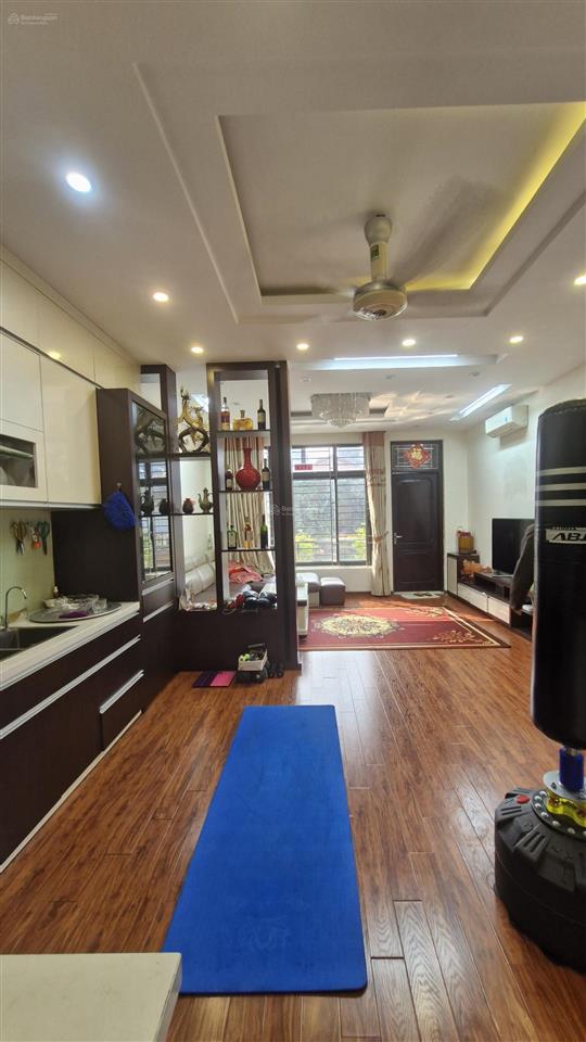 Bán mặt phố linh lang đào tấn 6 tầng thang máy 83m2, lô góc giá chỉ hơn 500tr/m2