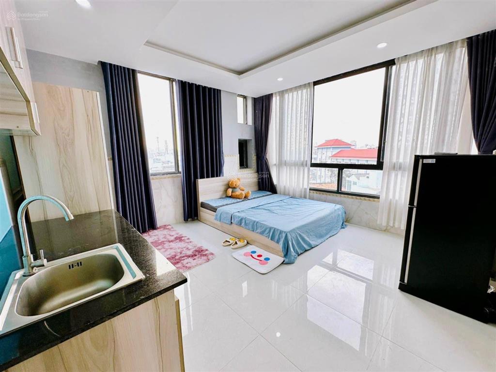 Phòng cho thuê full nội thất cửa sổ thoáng mát ngã tư hàng xanh ung văn khiêm bình thạnh sát hutech