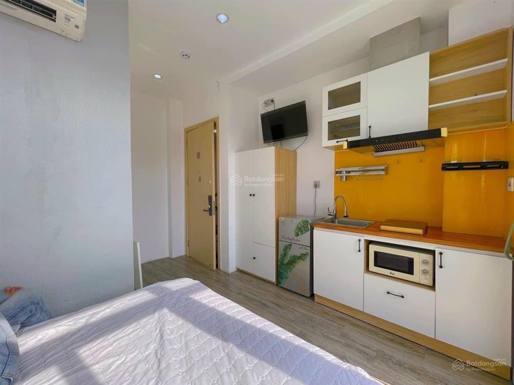 Phòng ban công view đẹp mới ngay nguyễn xí, bình thạnh  0769 690 ***