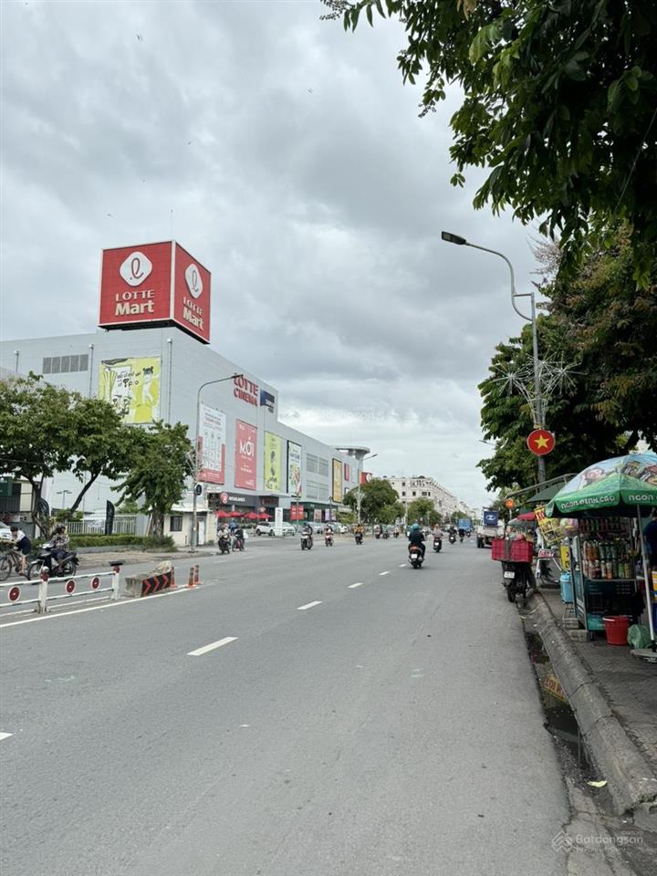 Định cư cần bán gấp nhà mt nguyễn văn lượng p17 dt 7x35m khu vực xây hầm 7 lầu giá chỉ 32 tỷ