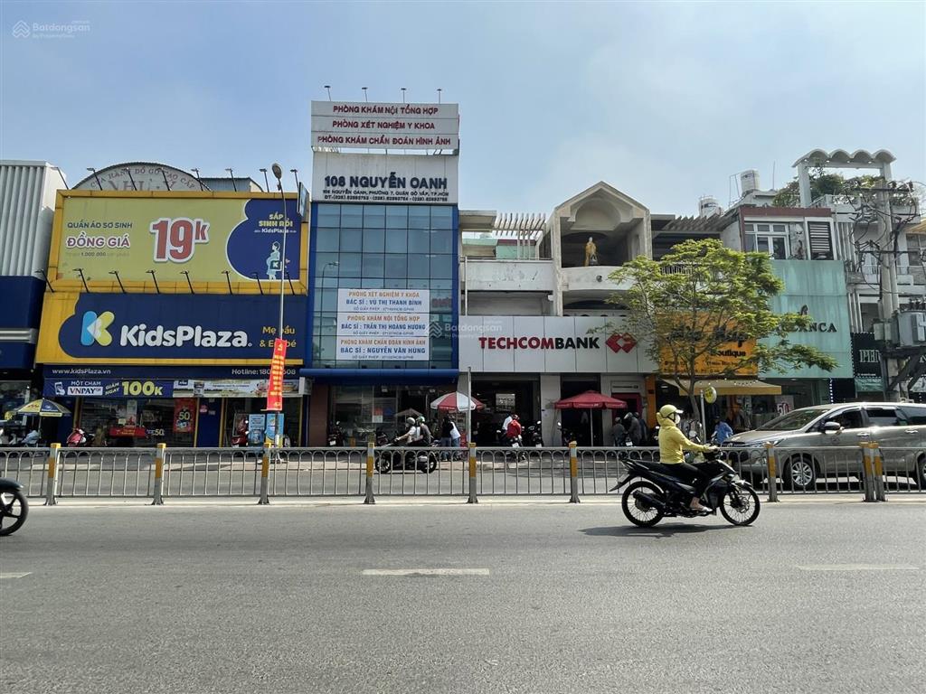 Cần bán gấp nhà mt kinh doanh nguyễn oanh gv dt 8x16.5m trệt 3 lầu giá chỉ 16.5 tỷ,  0937 405 ***