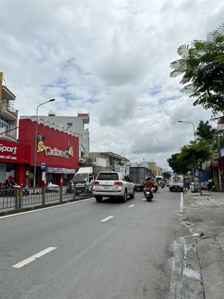 Cần bán gấp nhà mt kinh doanh nguyễn oanh gv dt 8x16.5m trệt 3 lầu giá chỉ 16.5 tỷ,  0937 405 ***