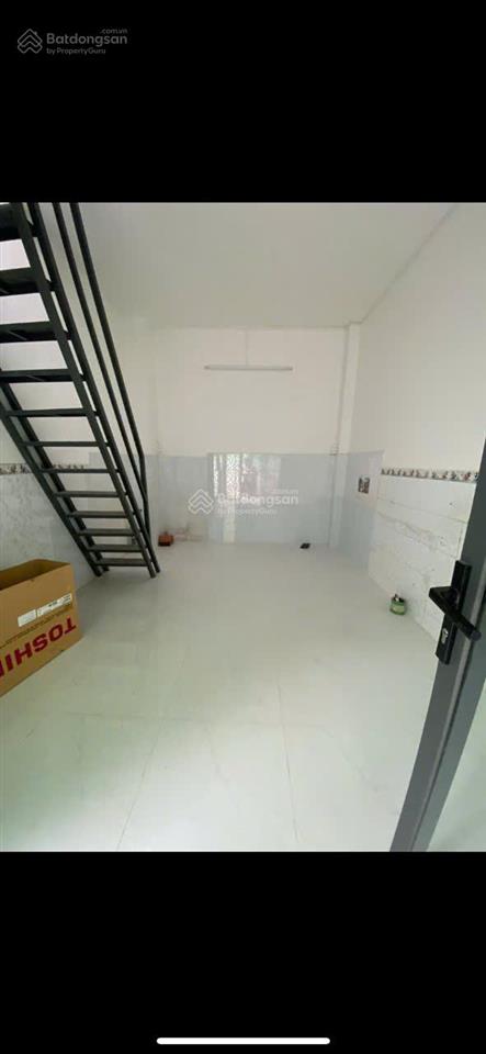 Bán nhà 2 mặt tiền hẻm tiện ở & kinh doanh đường số 18 p4 q8