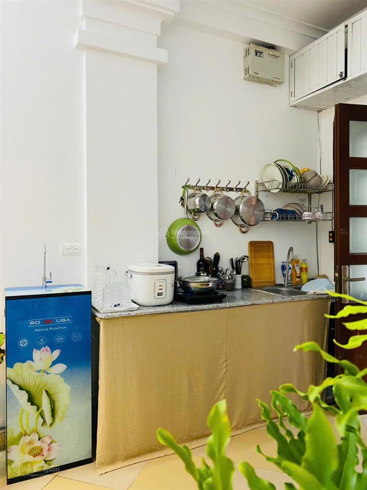 Cho thuê nhà nguyên căn 3 tầng  trong ngõ to lò đúc, hai bà trưng  phù hợp gia đình & kd phòng