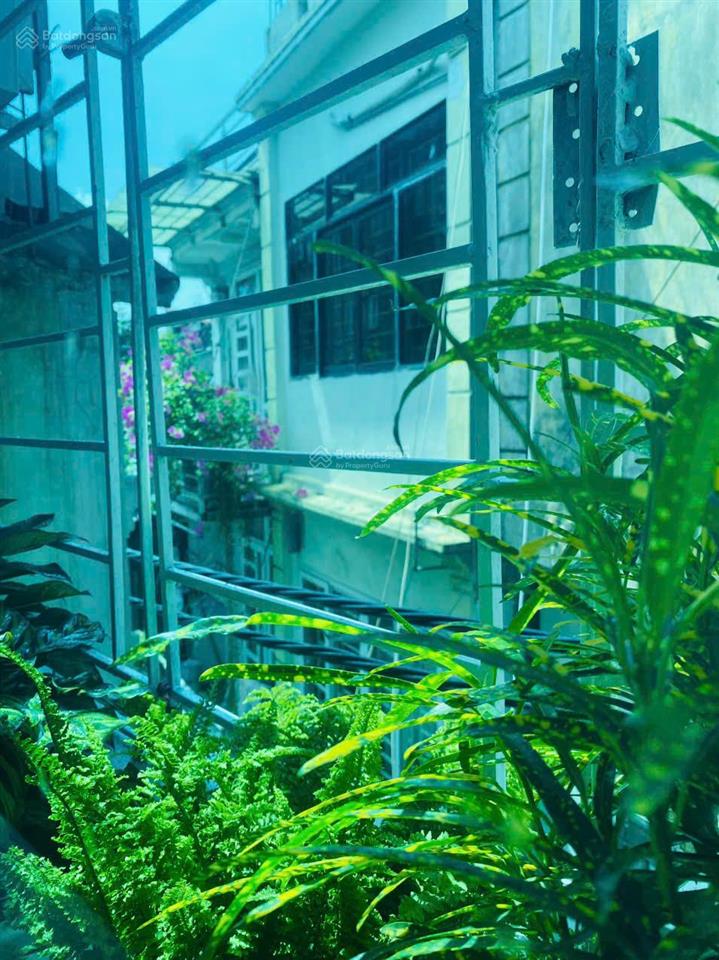 Cho thuê nhà nguyên căn 3 tầng  trong ngõ to lò đúc, hai bà trưng  phù hợp gia đình & kd phòng