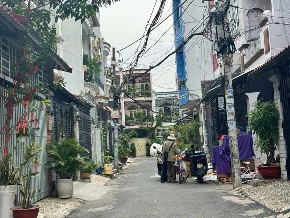 Hxh thông 6m phạm văn chiêu  dt 4x15m, 1t2l. chỉ còn 6,9 tỷ