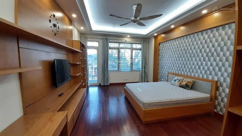 Chính chủ bán nhà phố thái hà,đống đa  67m2x5t  phân lô,oto đỗ cựa  khu vip  gần phố  18,8 tỷ