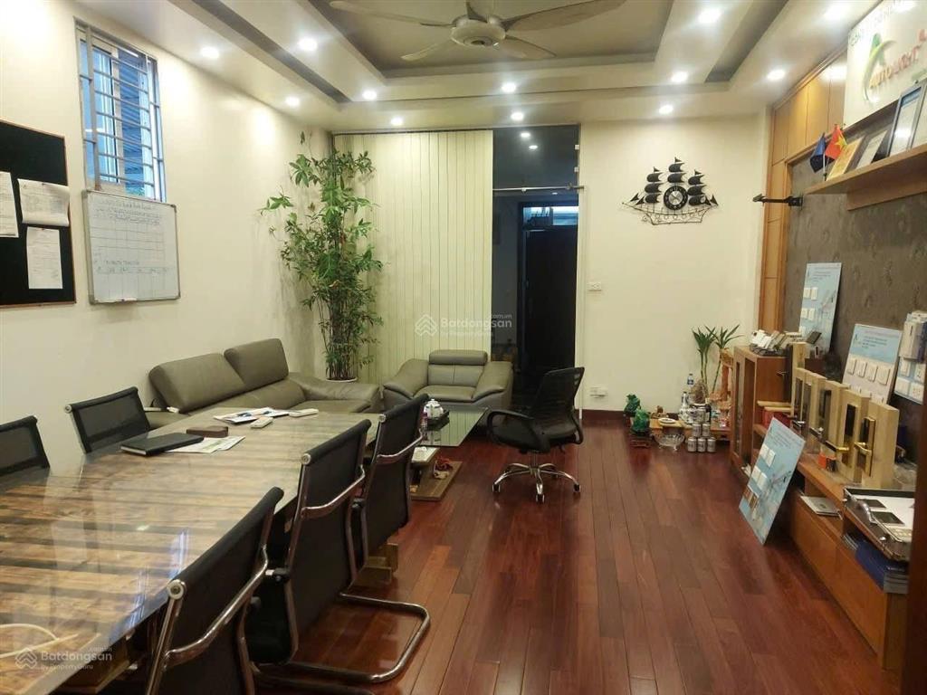 Chính chủ bán nhà phố thái hà,đống đa  67m2x5t  phân lô,oto đỗ cựa  khu vip  gần phố  18,8 tỷ