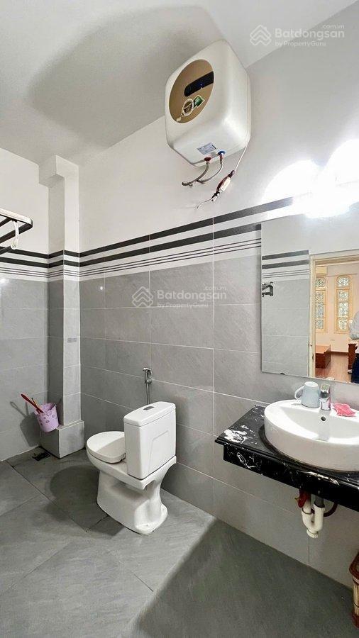 Chính chủ bán nhà phố giảng võ  22m2  4,3 tỷ  ngõ rộng,thoáng  giá đầu tư