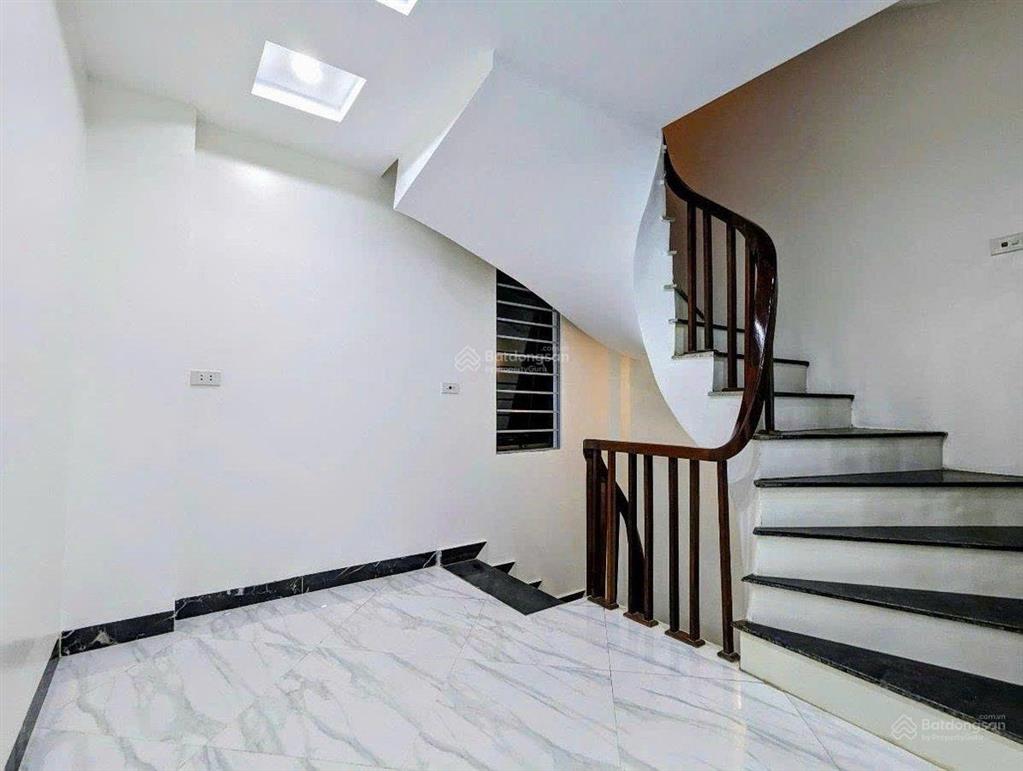 Chính chủ bán nhà chính kinh, thanh xuân  45m2x5t ngõ thông, rộng, thoáng không quy hoạch 8 tỷ