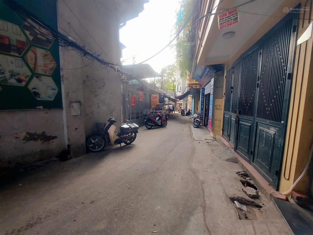 Chính chủ bán nhà hào nam, cát linh  21m²  ngõ rộng, thoáng  giá đầu tư 4 tỷ