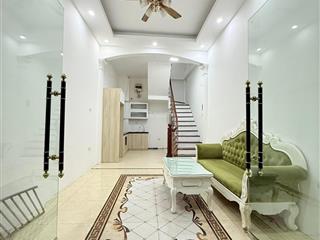 Tôn đức thắng, văn miếu  25m2x5t  20m ra oto  ngõ rộng, thoáng  nhà chắc chắn  hiếm 6 tỷ