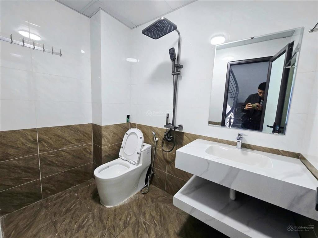 Vũ tông phan, thanh xuân  41m2x5t  10m ra oto  nhà đẹp, nở hậu  7,35 tỷ