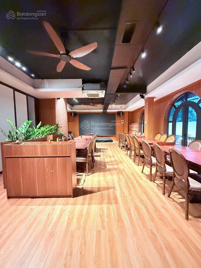 Mặt phố hồng tiến, long biên  180m2 x 6t, thang máy  lô góc, kinh doanh đỉnh  giá tốt 67 tỷ