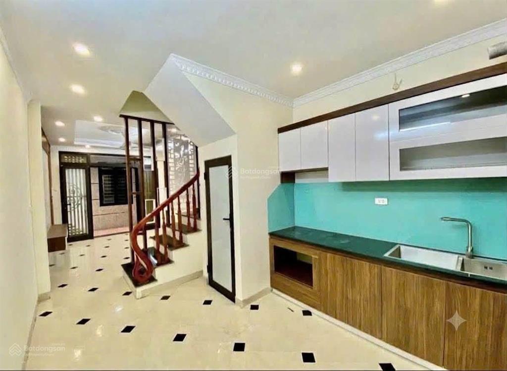 Bùi xương trạch, thanh xuân  42m2x5t  10m ra oto  nhà vuông, nhà mới dân xây chắc  7.35 tỷ