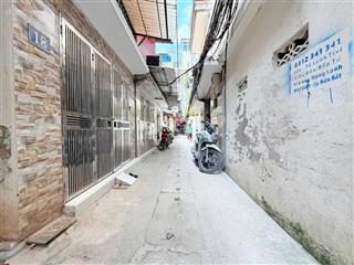 Bán nhà phố vĩnh tuy, hbt  32m2x2t  lô góc, gần phố  giá đầu tư  4,5 tỷ