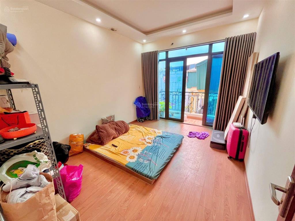 Bán nhà phố vũ tông phan,thanh xuân  42m2x5t  10n ra ngõ oto  nhà vuồn,chắc chắn,full đồ  7,4tỷ