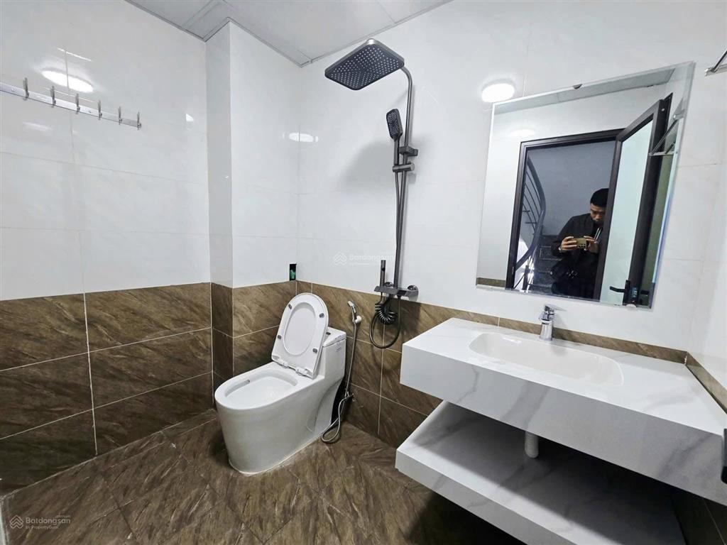 Cần bán gấp nhà xã đàn, đống đa  34m x 5t, lô góc  15m ra phố  nhà chắc chắn  giá rẻ 7.1 tỷ