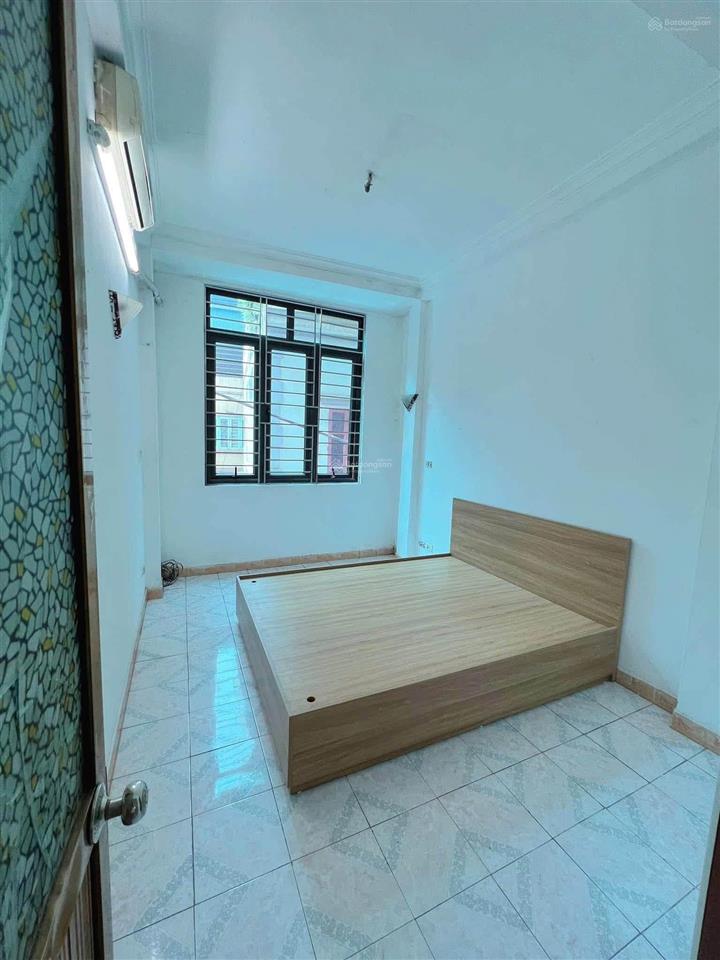 Bán nhà phố trần đại nghĩa, hai bà trưng  18m2x4t, lô góc  10m ra mặt phố  sổ vuông a4  3,9 tỷ