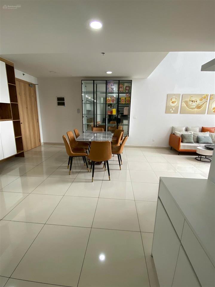 Bán gấp căn hộ 3pn, 3wc, 127m2 tại emerald  celadon city, giá tốt 7,5 tỷ