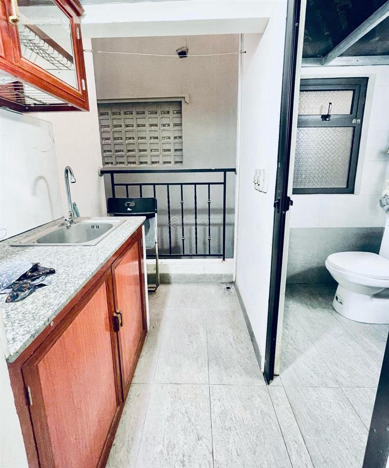 Bán nhà tòa dịch vụ hồ triều khúc 70m8t16p hơn 15 tỷ dòng tiền 75 triệu
