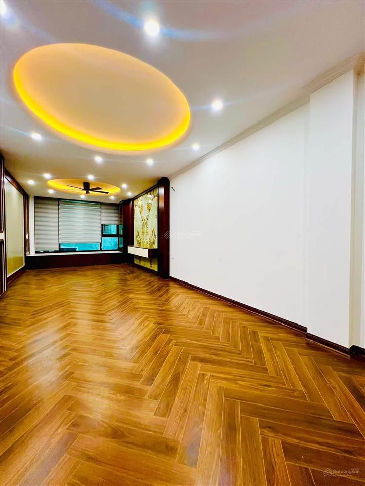 Bán nhà mới phân lô gara ô tô phương mai 50m², 7 tầng, 1 tum chỉ 19,5 tỷ